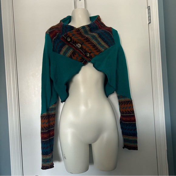 Percocious Sweaters - Precocious Bohemian Reworked Cropped Long Sleeve Sweater